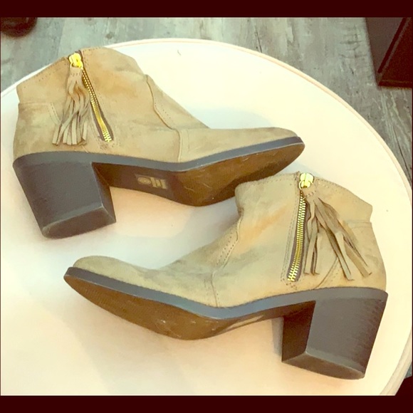 Brown suede booties size 8 - Picture 1 of 3